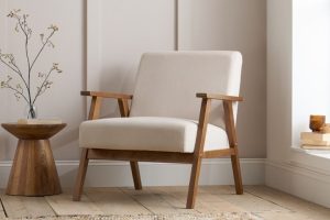 مزایا و معایب استفاده از مبل تک نفره در دکوراسیون داخلی